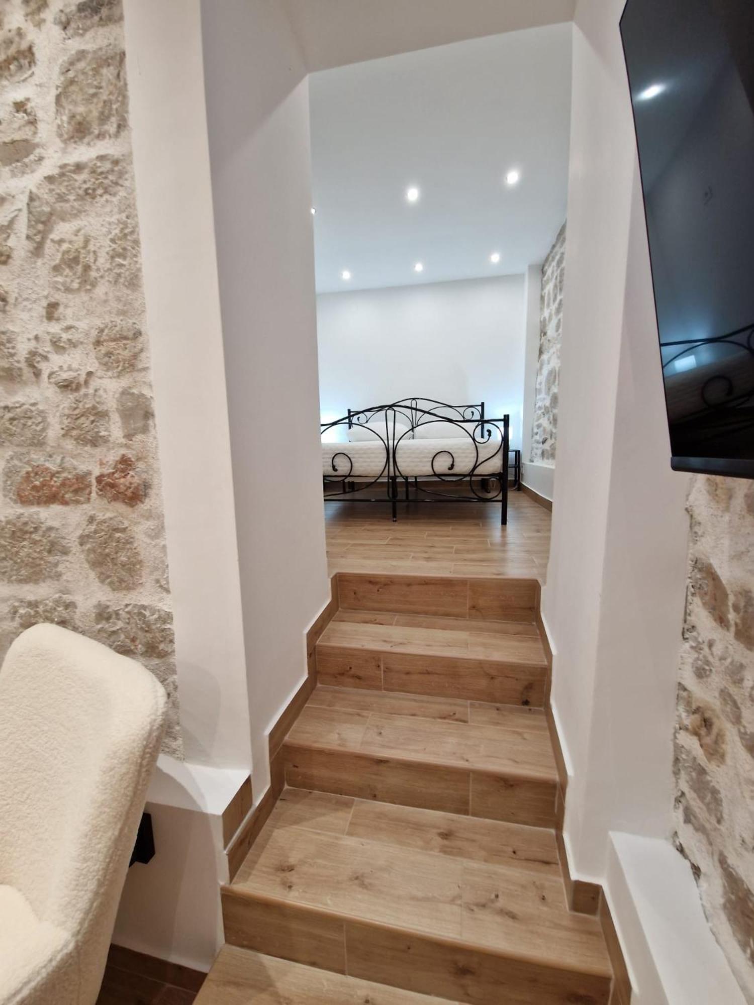 Small House Saint Michael Sibenik Exterior photo