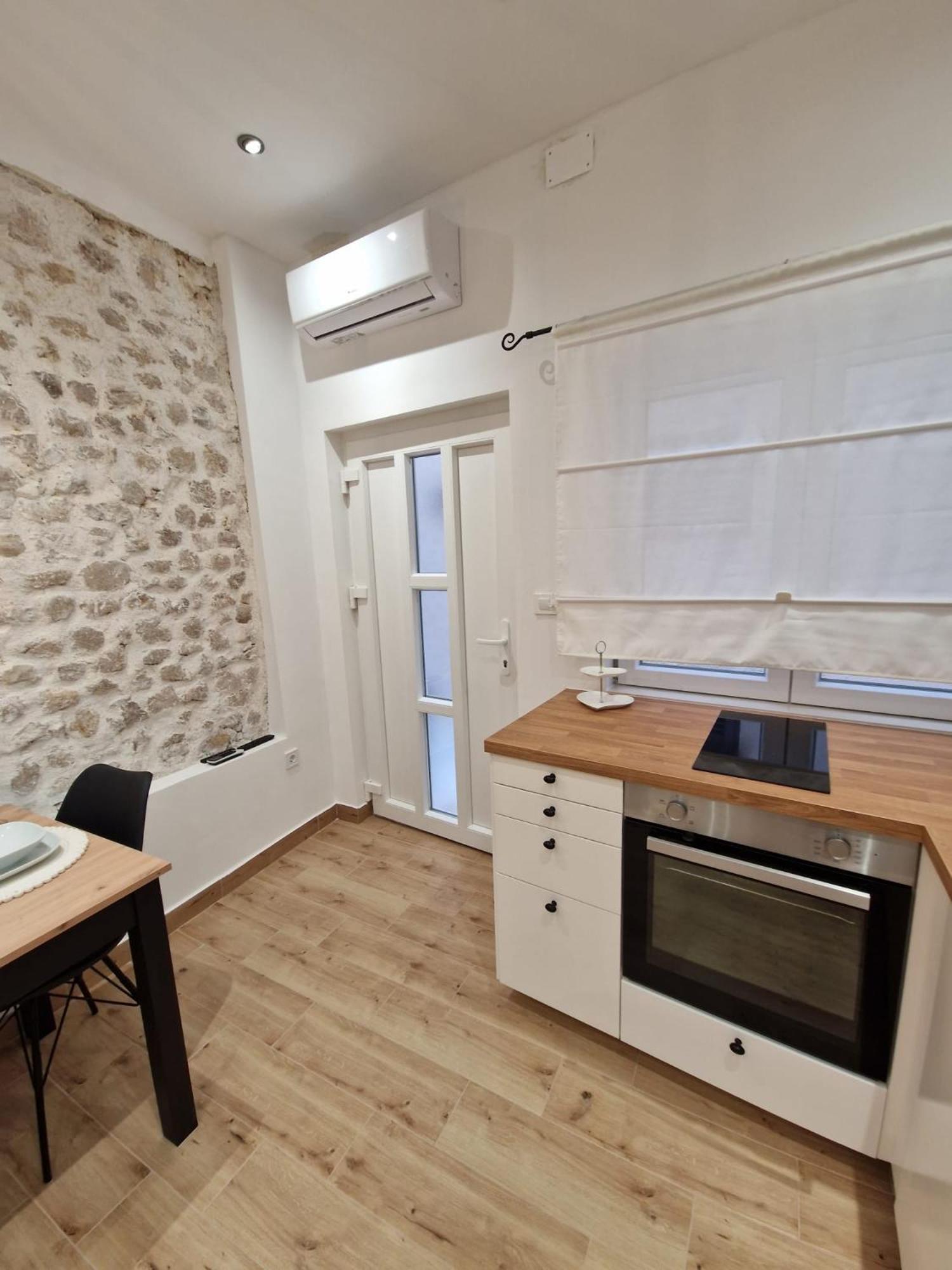 Small House Saint Michael Sibenik Exterior photo